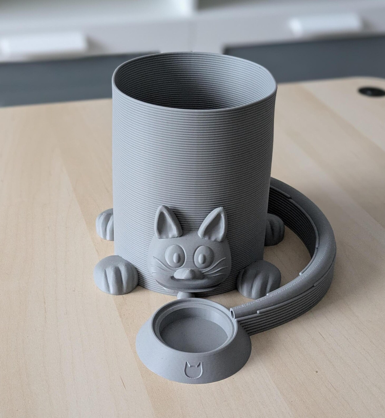 3D-Printed Cozy Cat Planter with Drainage